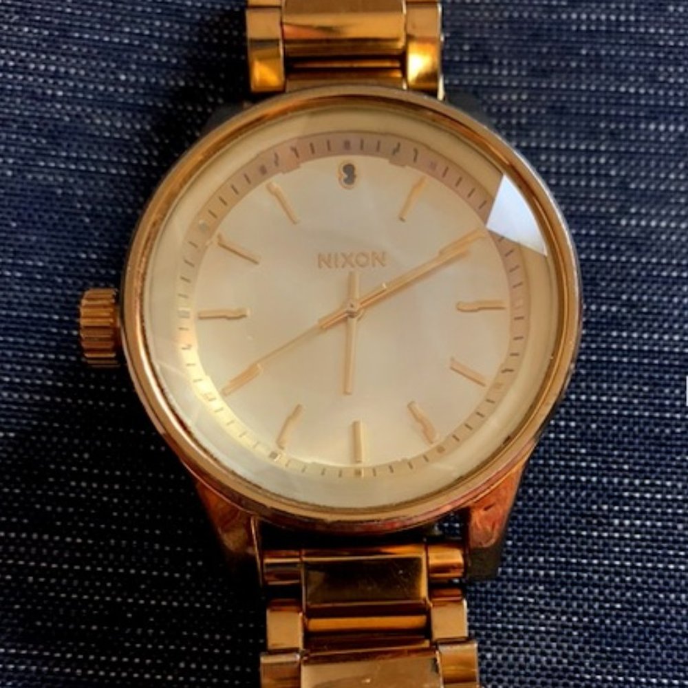 Nixon The Facet Gold Watch